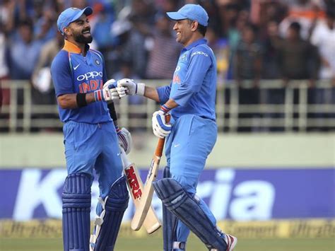 Virat Kohli vs MS Dhoni’s captaincy: Laxman Sivaramakrishnan explains ...