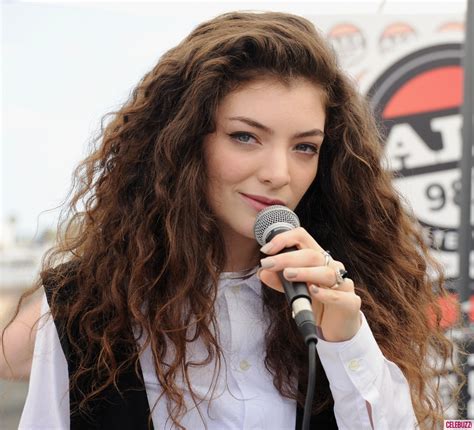 Lorde’s “Solar Power” 2022 UK Tour Has Sold Out | mxdwn.co.uk