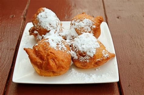 Traditional Venetian Carnival food you should try - Hotel Ca' d'Oro