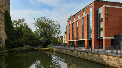 Courtyard by Marriott opens in central Oxford - The Oxford Magazine