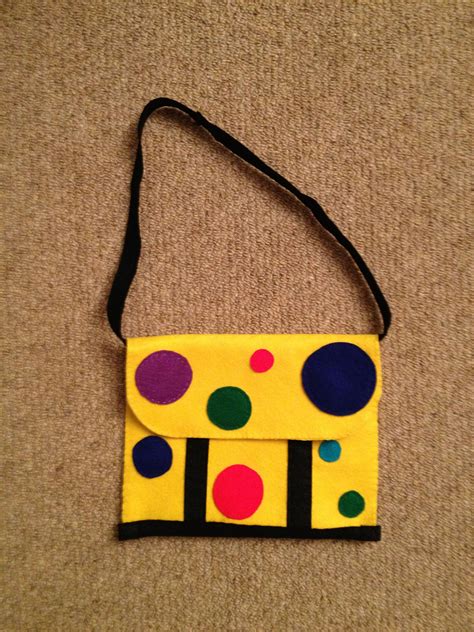 Mr Tumble's Spotty Bag! Made from felt | Felting projects, Craft ...