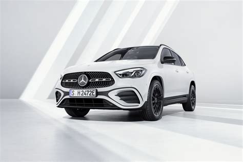 Mercedes-Benz GLA (H247, facelift 2023) GLA 200 (163 Hp) Mild Hybrid 7G-DCT