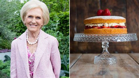 Mary Berry's BRILLIANT hack for quick Victoria Sponge cake revealed ...