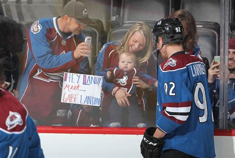 Gabriel Landeskog Wife : Nhlhockeywags Nhl Players Wife And Girlfriend ...