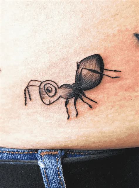 Ant Tattoo Design Images (Ant Ink Design Ideas) | Ant tattoo, Cool ...