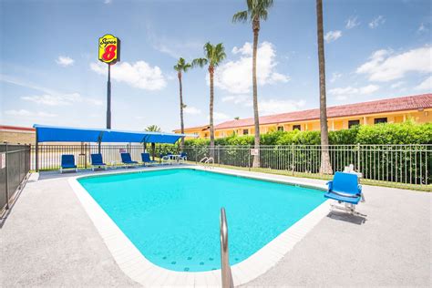 Super 8 by Wyndham Harlingen TX | Harlingen, TX Hotels