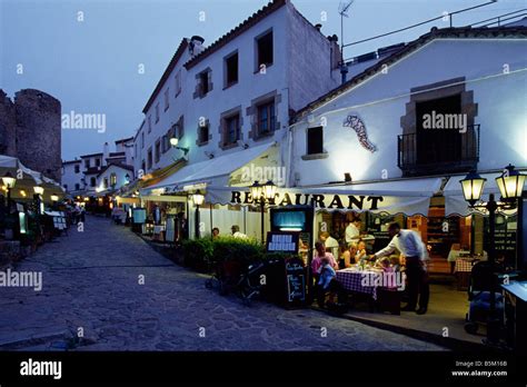 Tossa de mar nightlife hi-res stock photography and images - Alamy