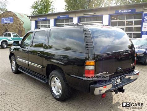 2005 GMC Yukon XL - Car Photo and Specs