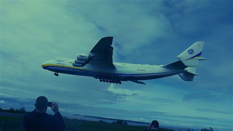 Antonov 225 landing in Anchorage - YouTube