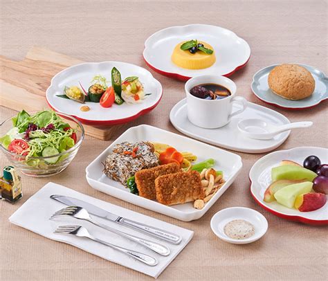 Onboard Dining | China Airlines