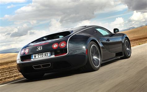 New Bugatti Veyron 'Chiron'; 500km/h speedo, within 20L/100km | PerformanceDrive