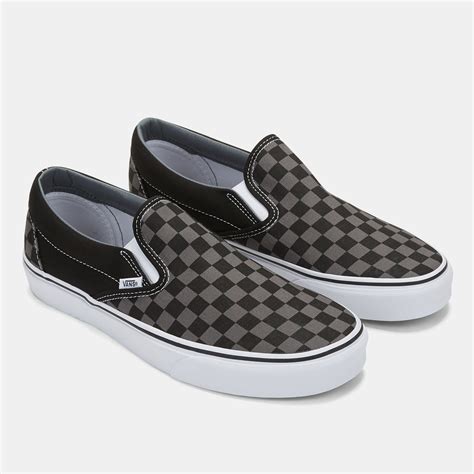 Buy Vans Classic Slip-On Shoe in Dubai, UAE | SSS