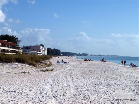 RV Life On Wheels: Apollo Beach, Florida