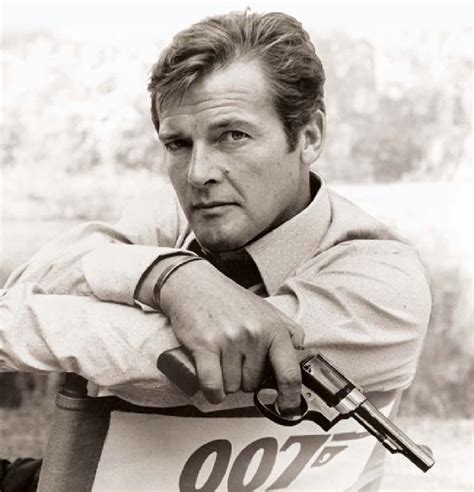 James Bond (Roger Moore) | James Bond Wiki | FANDOM powered by Wikia