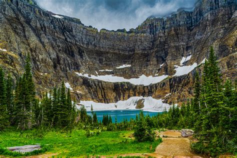 5 Most Beautiful Lakes in Montana’s Glacier National Park