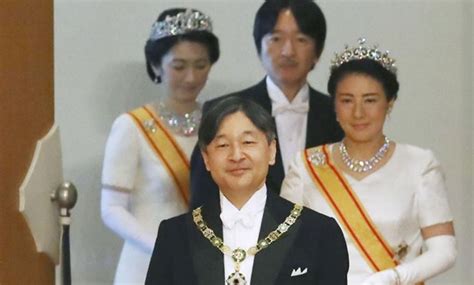 Emperor Naruhito ascends throne in Japan with 'sense of solemnity' - EgyptToday