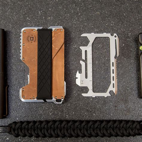 T01 Tactical Wallet + Multi-tool | Tactical wallet, Multitool, Tactical