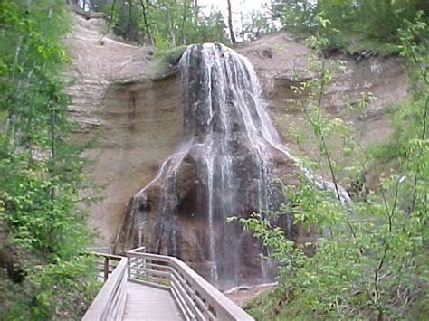 5 Nebraska Waterfalls That'll Take Your Breath Away