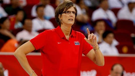 Former Fever coach and Olympic gold medalist Anne Donovan dies at 56 ...