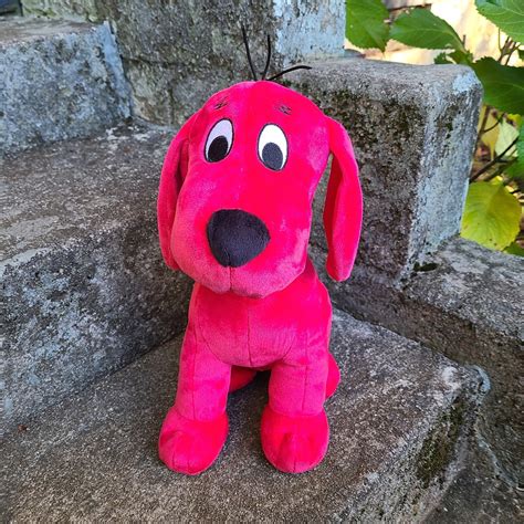 Clifford the Big Red Dog Plush Toy Vintage Stuffed Animal Toys ...