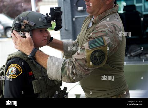 Us marshals service hi-res stock photography and images - Alamy