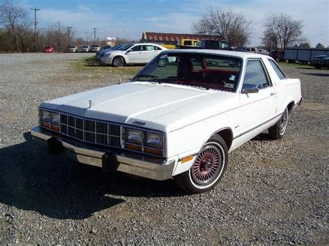 1983 Ford Fairmont Futura - Information and photos - MOMENTcar