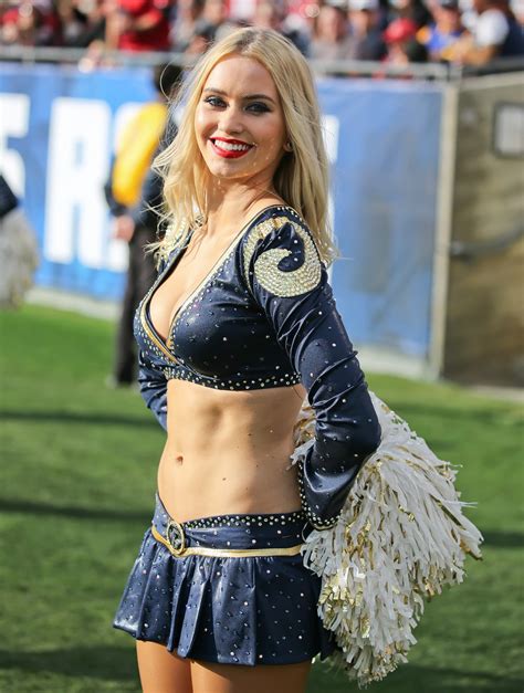 Rams cheerleader : r/cheerleaders