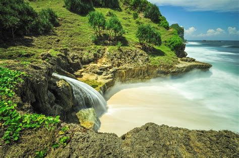 banyu tibo beach at pacitan, east java | Indonesia