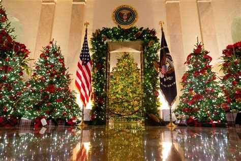 Melania Trump Reveals White House Christmas Decorations - The New York ...