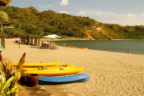 Pico de Loro Beach Country Club, Hamilo Coast, Nasugbu, Batangas | Beautiful beaches, Batangas ...