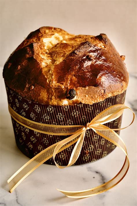 Traditional Panettone Recipe (Italian Christmas Cake) - CucinaByElena