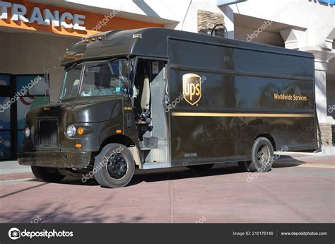 Ups Delivery Truck Parked Parked Shopping Center Making Delivery United ...