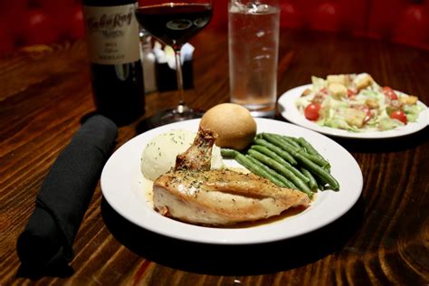 Dinner Theatre in Nashville, TN - Date Night Ideas