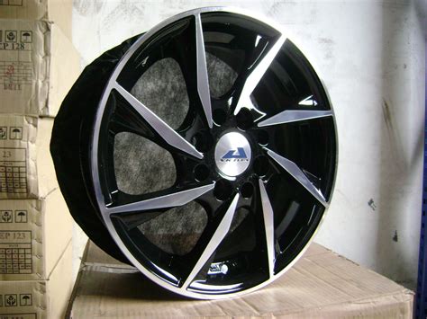 REV MOTORSPORT: 14 inch sport rims (SSW)