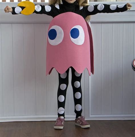 DIY costume Pinky ghost from Pac-Man cosplay tutorial