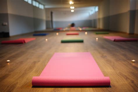 The Subtle Energy of Yoga - Studio Etiquette | YogaRenew