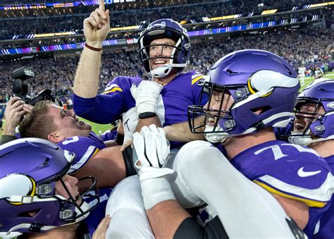 Vikings Beat Colts for Biggest Comeback in NFL History - The New York Times