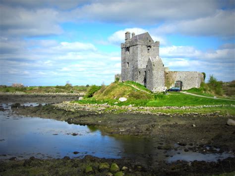 Dunguaire Castle, Kinvarra. County Galway 1520 > Ireland's most ...