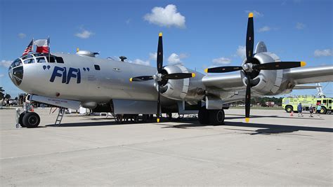 Flying on 'Fifi': What It’s Like to Relive History on a B-29, And Why ...