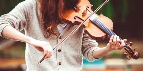 Learn to Play the Violin for Free With These 8 Tutorials