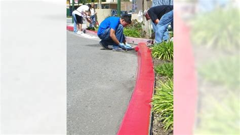 Here’s what colored curbs — red, blue, green, white and yellow – mean ...