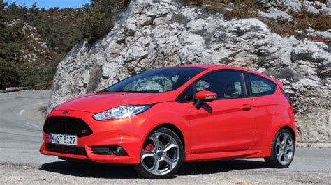 2014 Ford Fiesta ST: At 35 MPG, Highest-Mileage Performance Hatch?