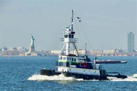 Express Marine | tugster: a waterblog