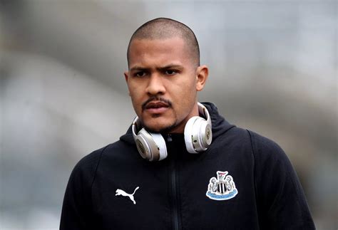 Newcastle United players and manager arrive at SJP for NUFC vs AFCB ...