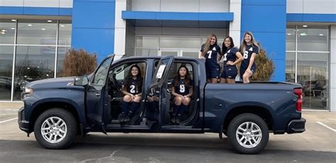 Altus Seniors Photoshoot at Wilmes Chevrolet-Buick-GMC – Altus High ...