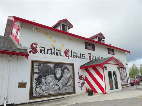 Santa Claus House - North Pole, Alaska | North to alaska, Alaska photos, Santa claus house