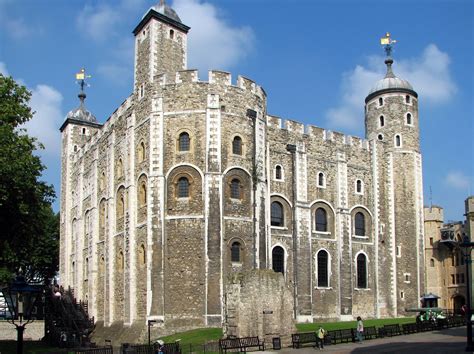 File:Tower of London White Tower.jpg - Wikimedia Commons