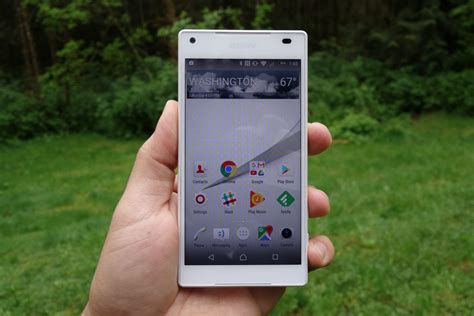 Sony Xperia Z5 Compact review: The flagship for small phone lovers ...