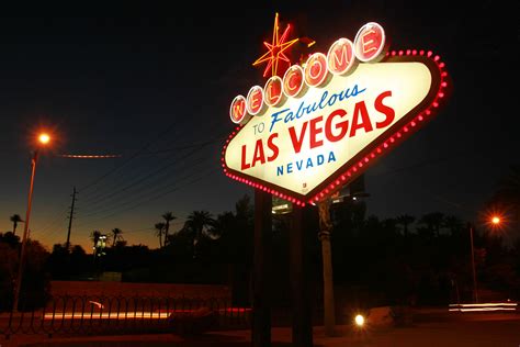 Do’s and Don’ts for the Welcome to Las Vegas Sign | Las Vegas Blogs