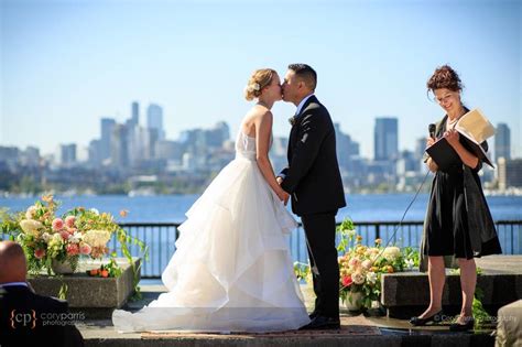 Stephanie & Mark | Gas Works Park Wedding - Cory Parris Photography